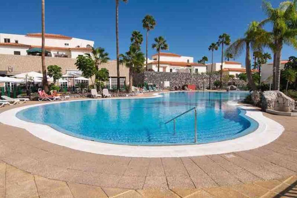 Palm Villa 1 Bed Apartment Overlooking Golf Course San Miguel de Abona Exterior foto